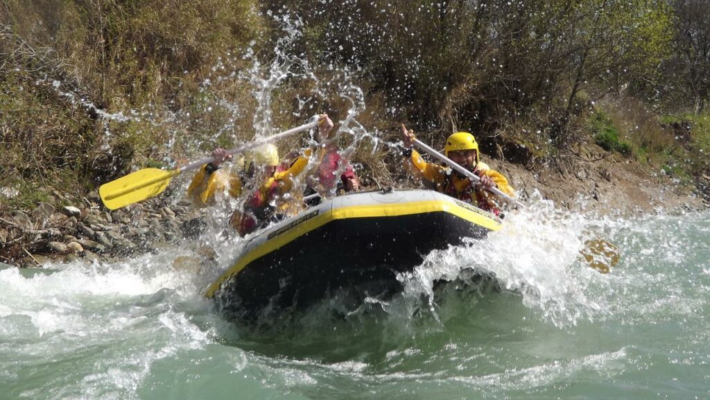 Rafting, canoë, Canyoning ...